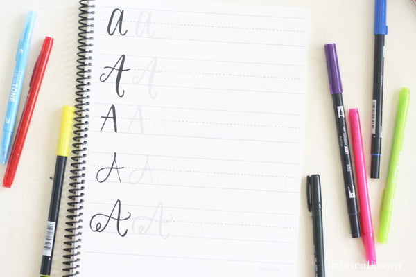 Add some variety to your hand lettered designs with this printable workbook, 5 ways to letter the alphabet.